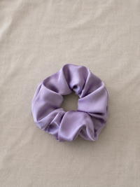 Seiden-Scrunchie „Lavendel“