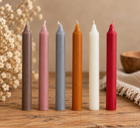 Sechs Stabkerzen in Taupe, Altrosa, Grau, Curry, Elfenbein und Rot, 18 cm hoch
